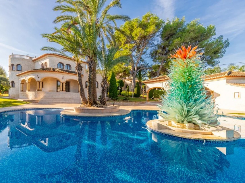 4 Bedrooms -