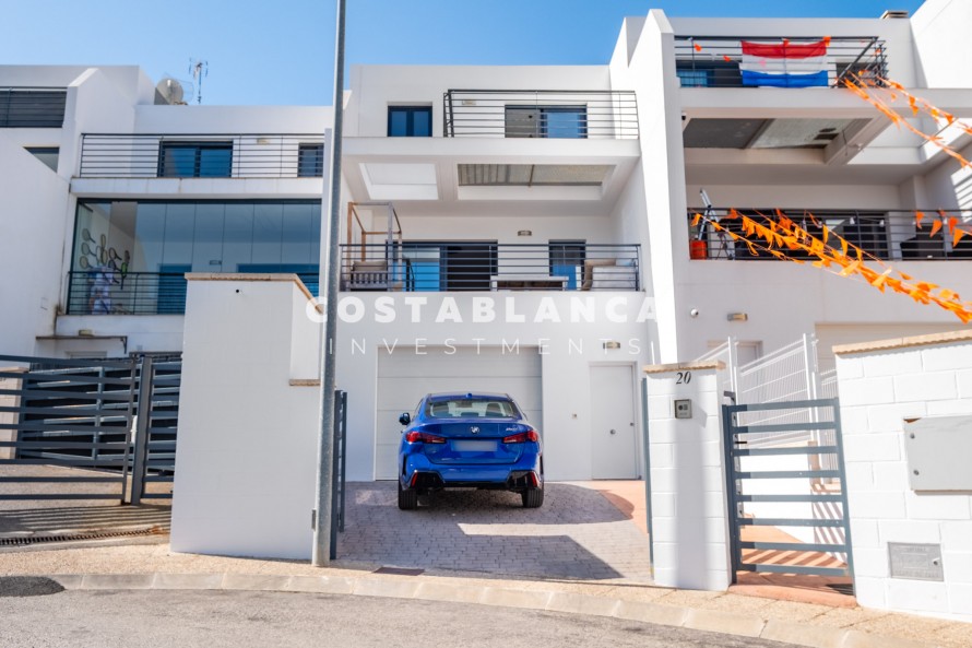 3 Dormitorios - Albir — 30/35