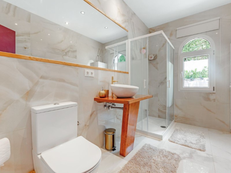 6 Bedrooms - Busot — 25/57