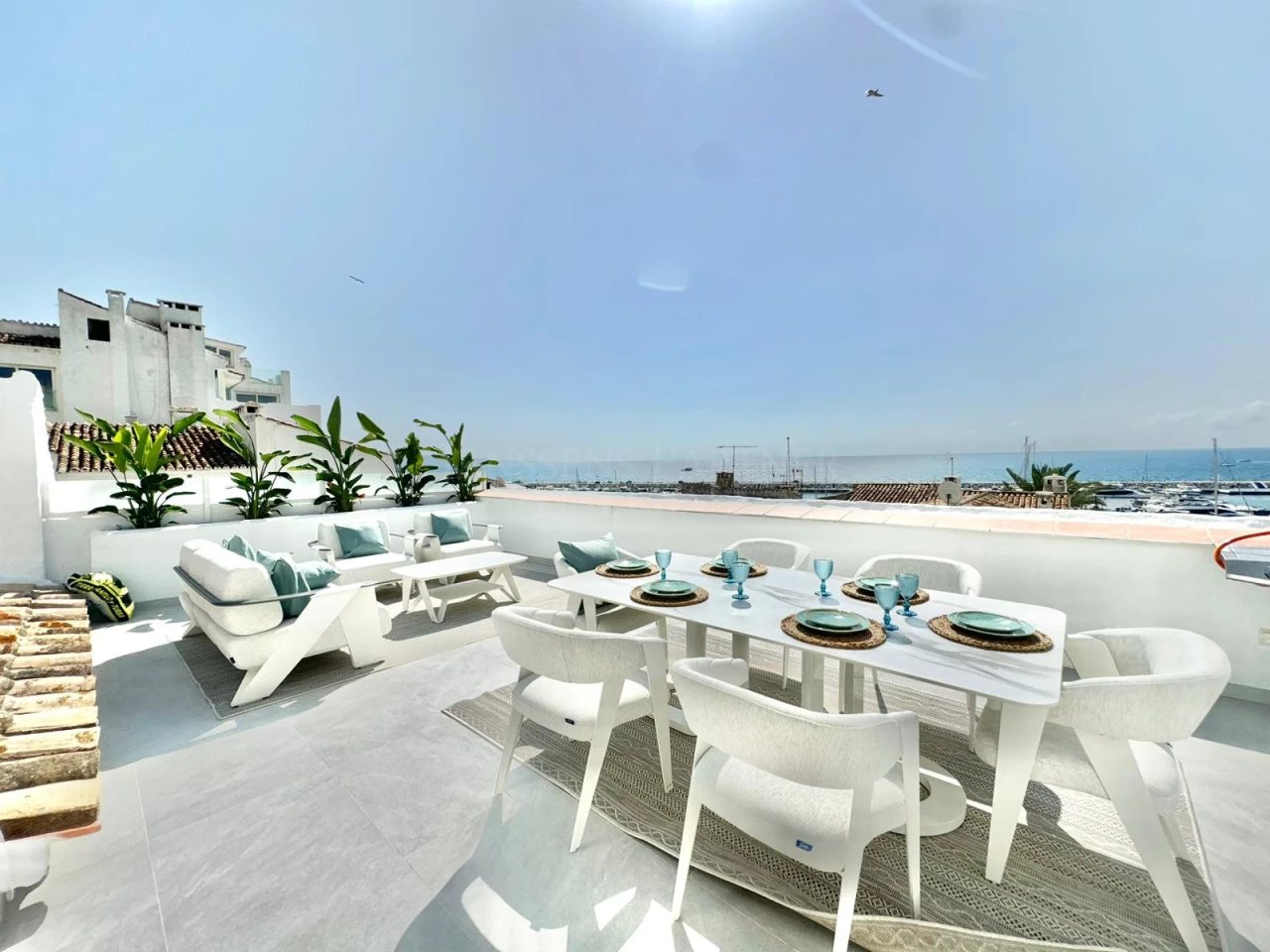 Seafront apartment in Puerto Banús (Marbella)