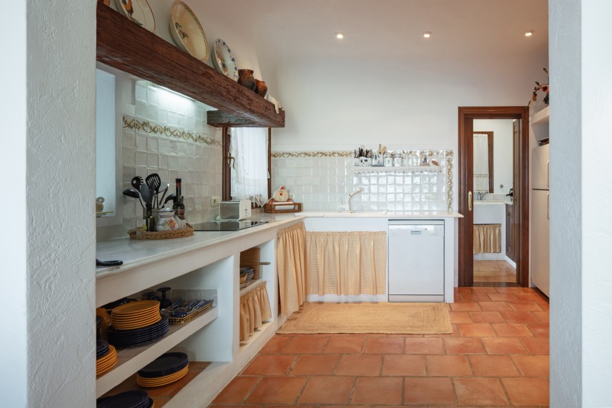 3 Bedrooms - — 15/47