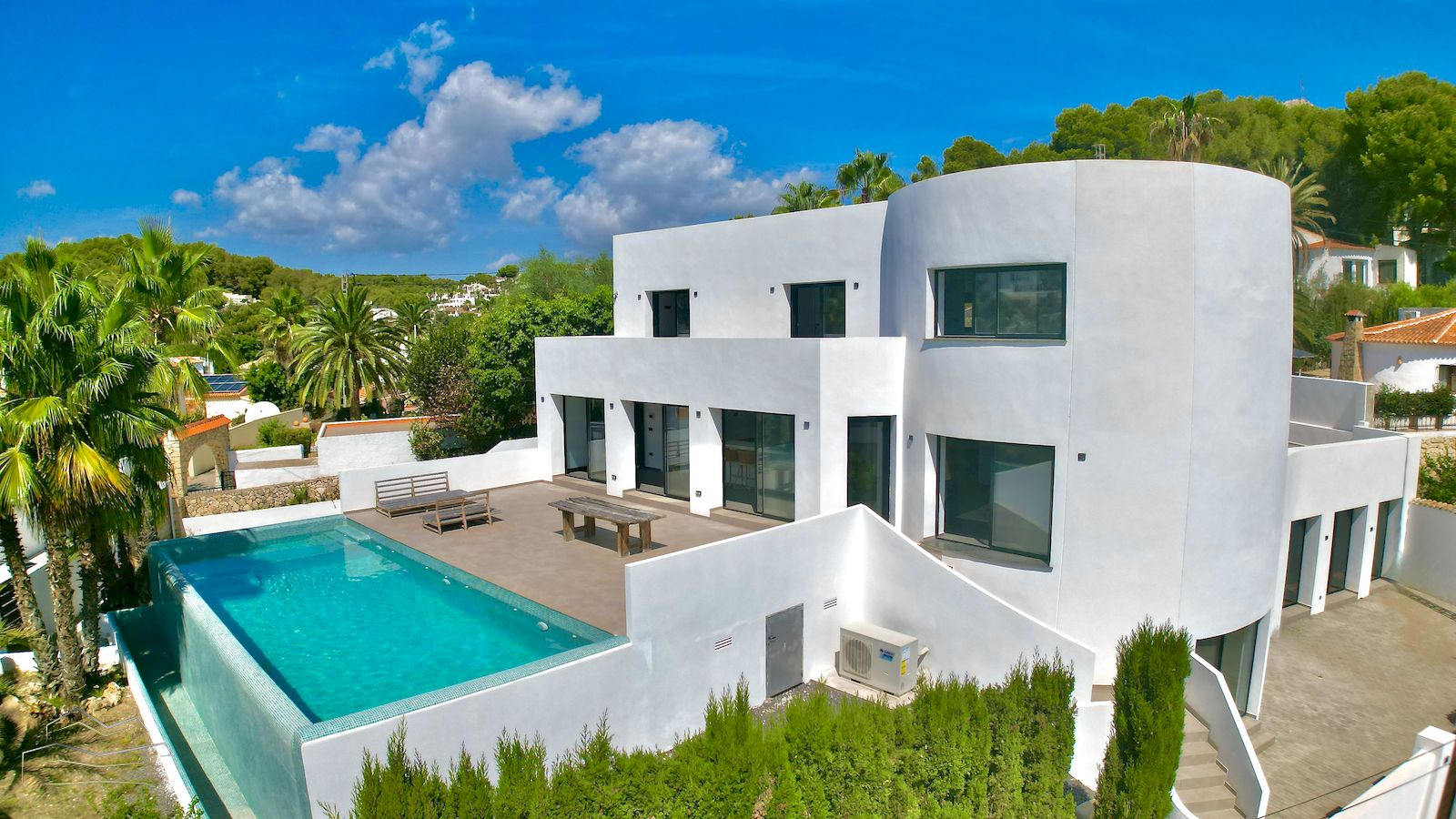 4 Bedrooms - Moraira