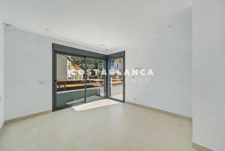 4 Dormitorios - Albir — 26/50