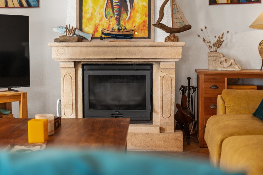 5 Bedrooms - — 10/39