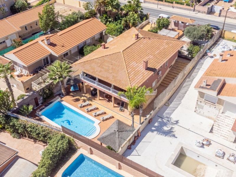 5 Bedrooms - Busot — 47/47