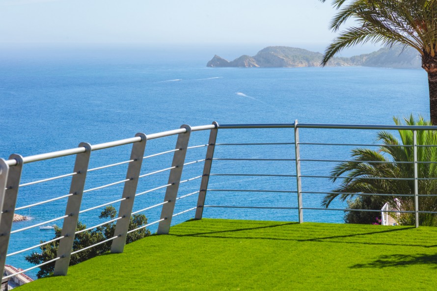 6 Bedrooms - — 26/31
