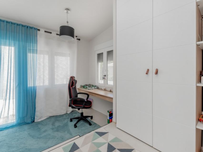 6 Chambres - El Campello — 25/42