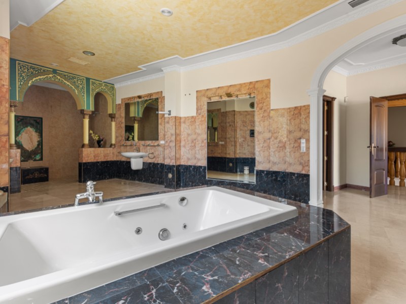 4 Bedrooms - El Campello — 30/35