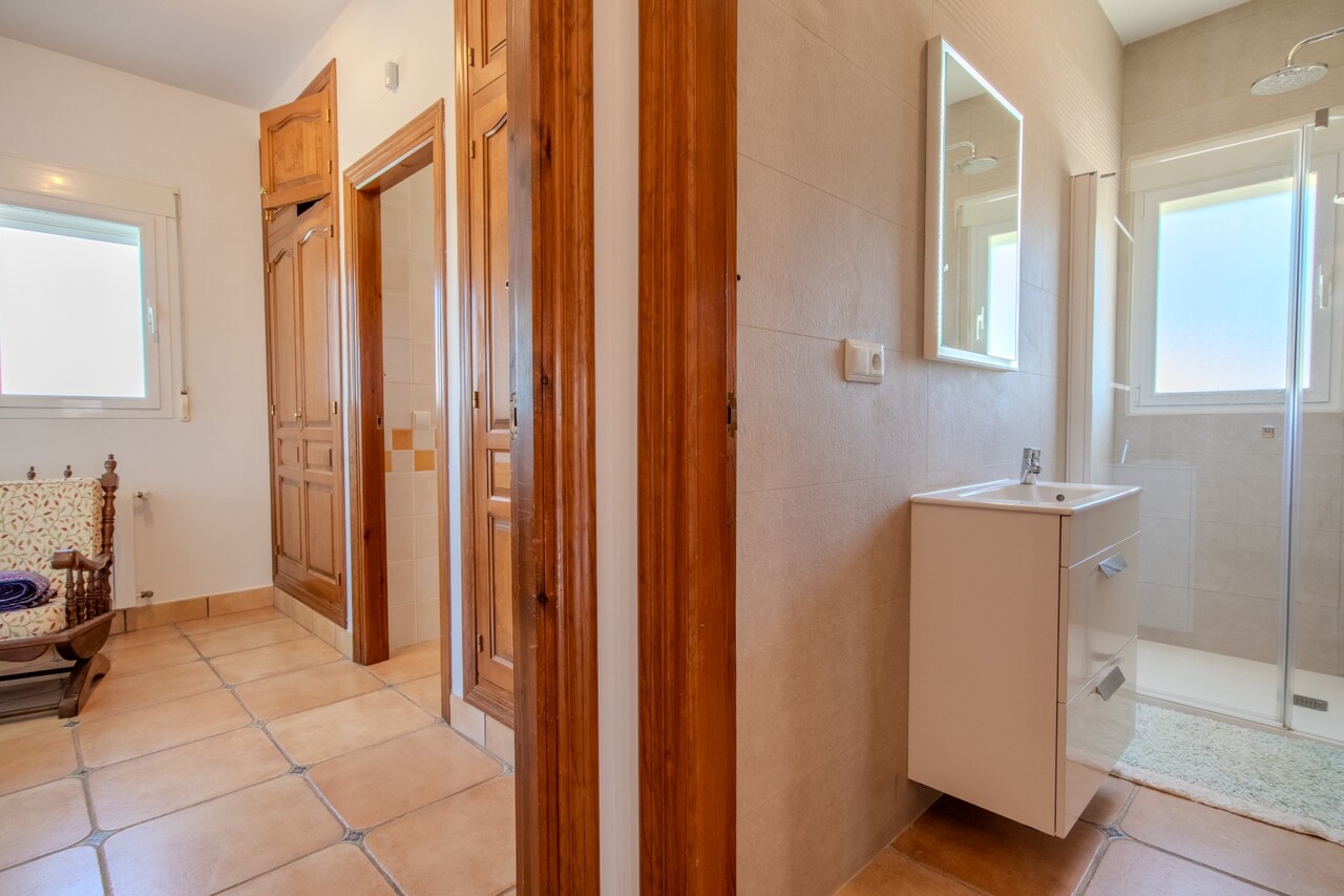 5 Bedrooms - Jávea — 13/50