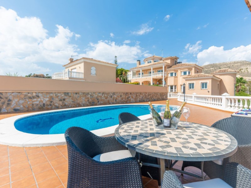 5 Bedrooms - El Campello — 52/76
