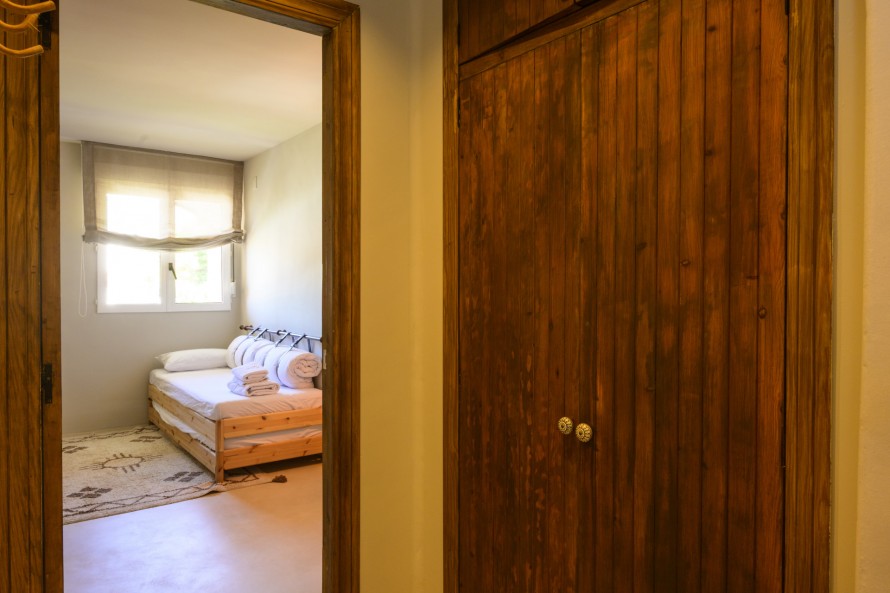 3 Bedrooms - — 16/31
