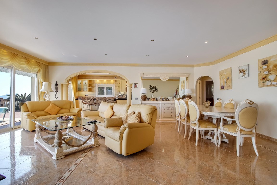 4 Bedrooms - Moraira — 17/20