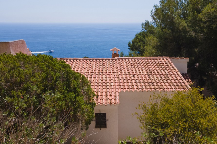 5 Bedrooms - — 31/34