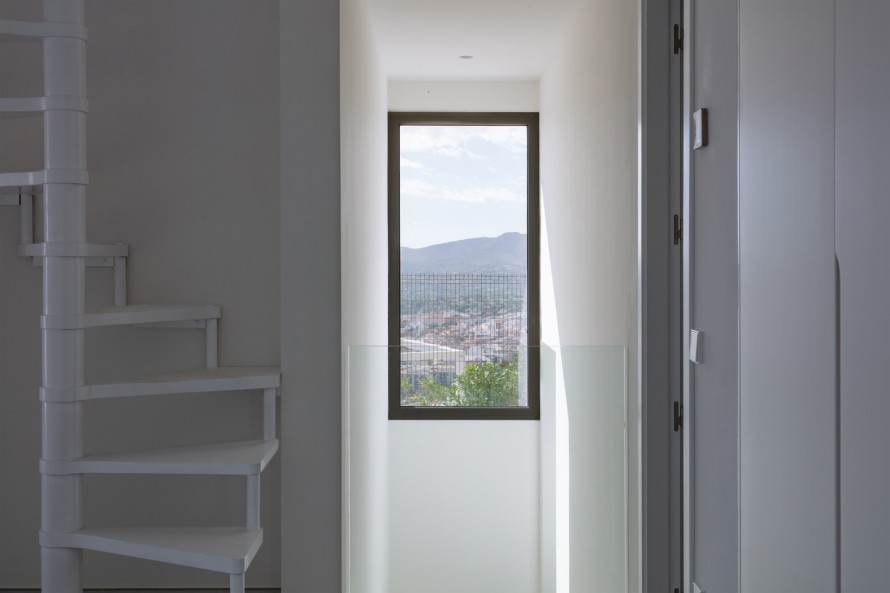 6 Bedrooms - — 20/31