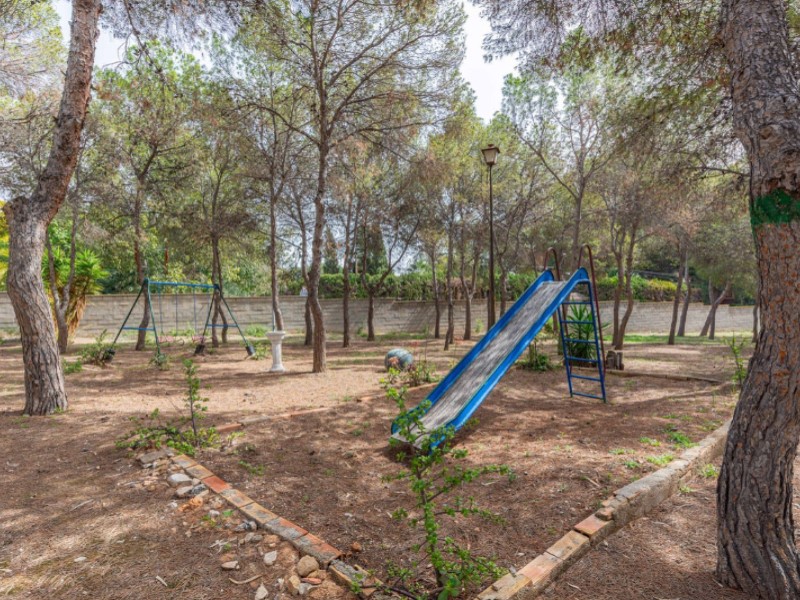 5 Bedrooms - Alicante / Alacant — 47/53