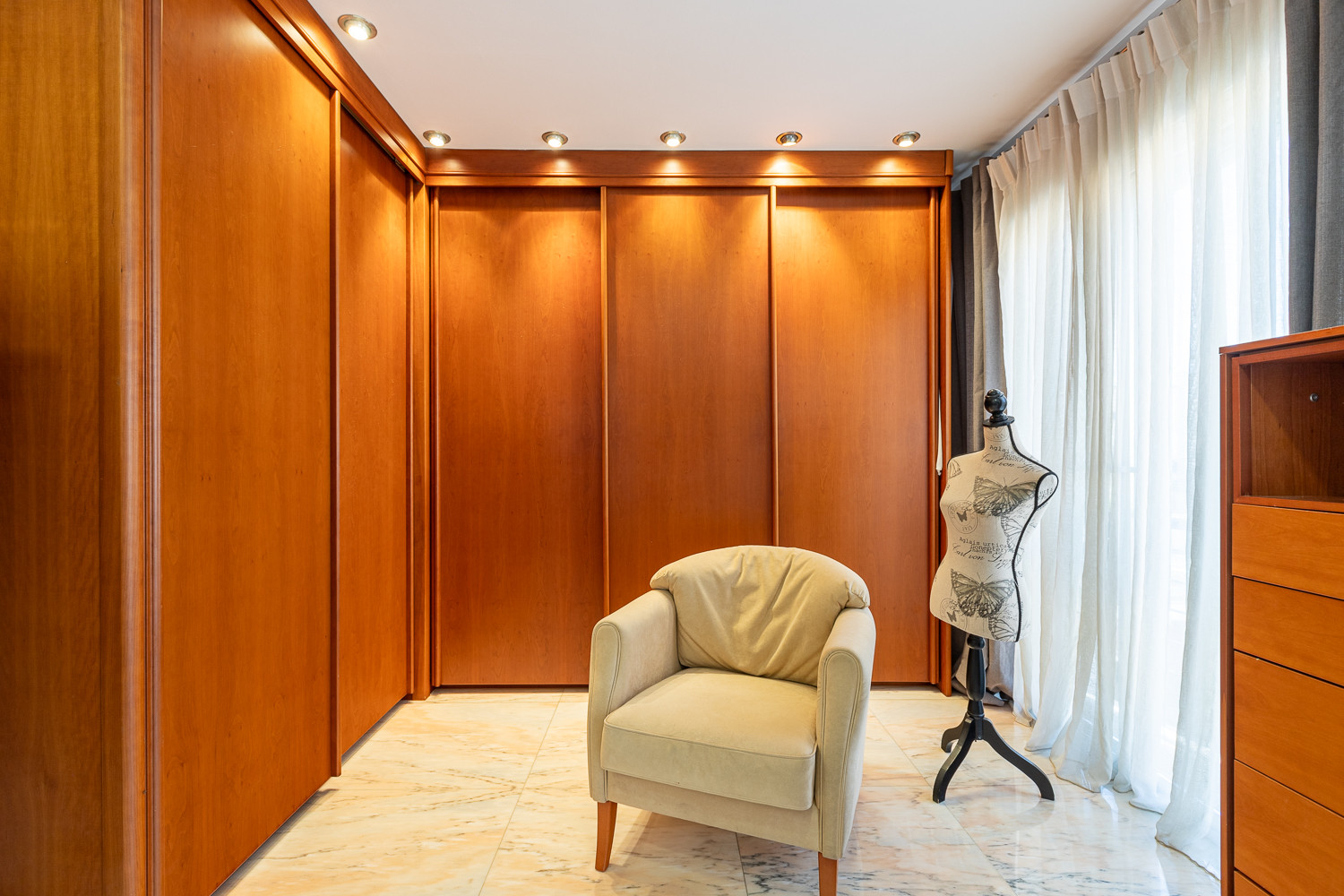 5 Bedrooms - Xàbia — 6/18