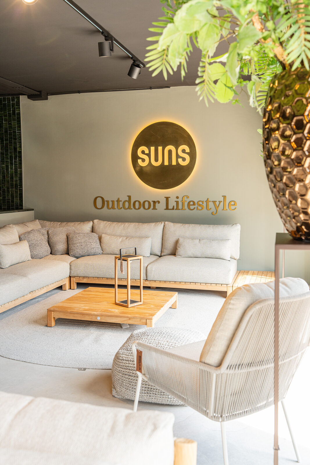 L'un des espaces lounge de l'Experience Center SUNS à Altea