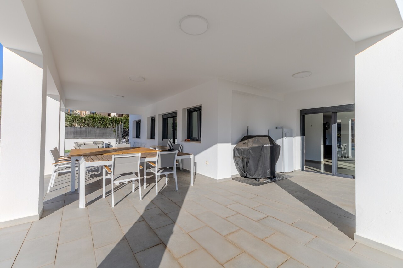 6 Bedrooms - Jávea — 10/50