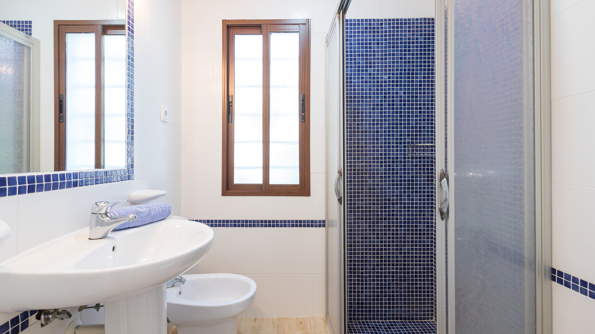 5 Bedrooms - Xàbia — 19/21