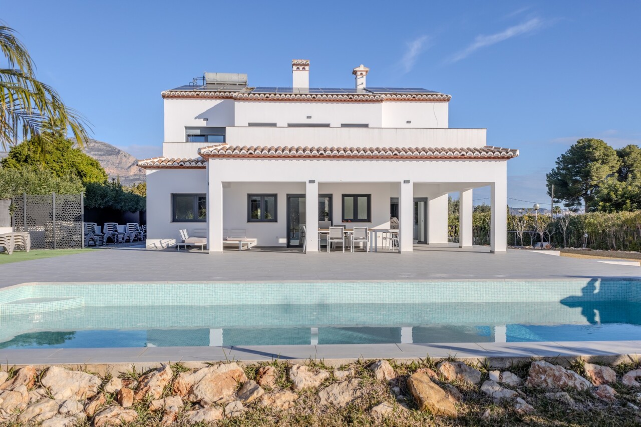 6 Bedrooms - Jávea