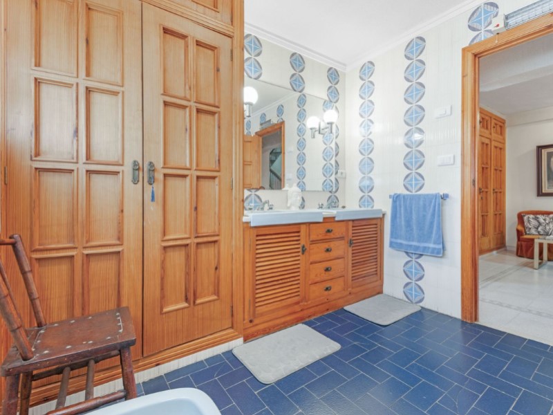 5 Bedrooms - Alicante / Alacant — 33/53