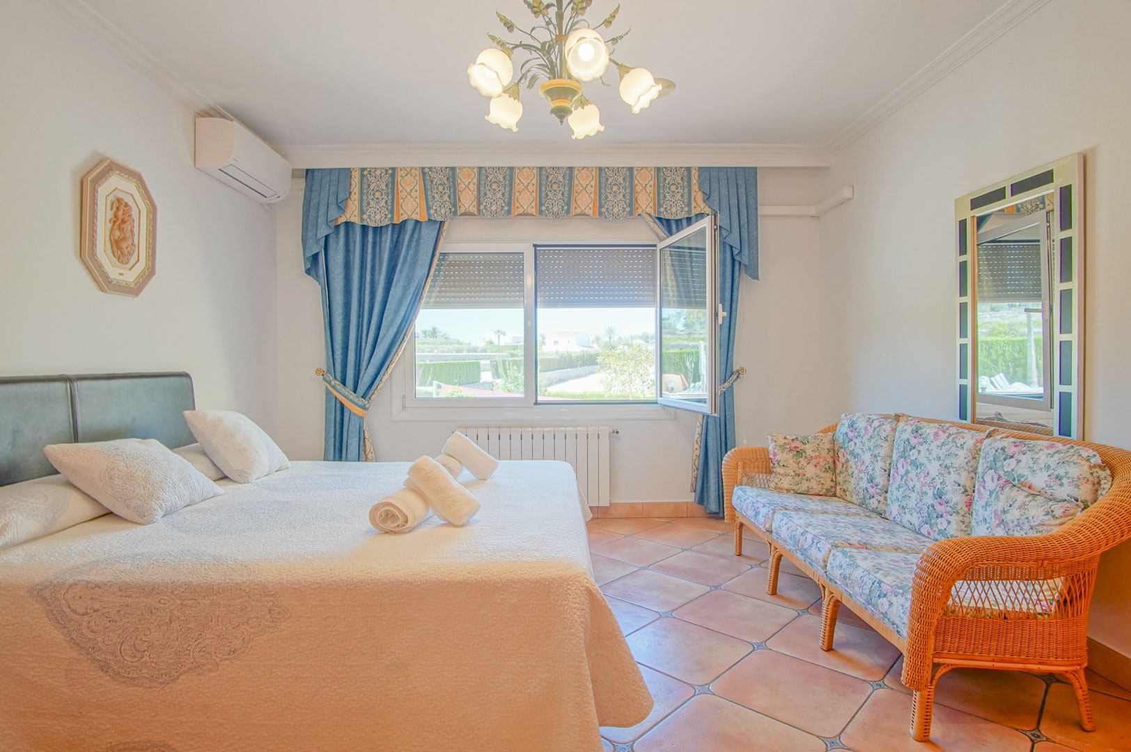 8 Bedrooms - Benissa — 34/50