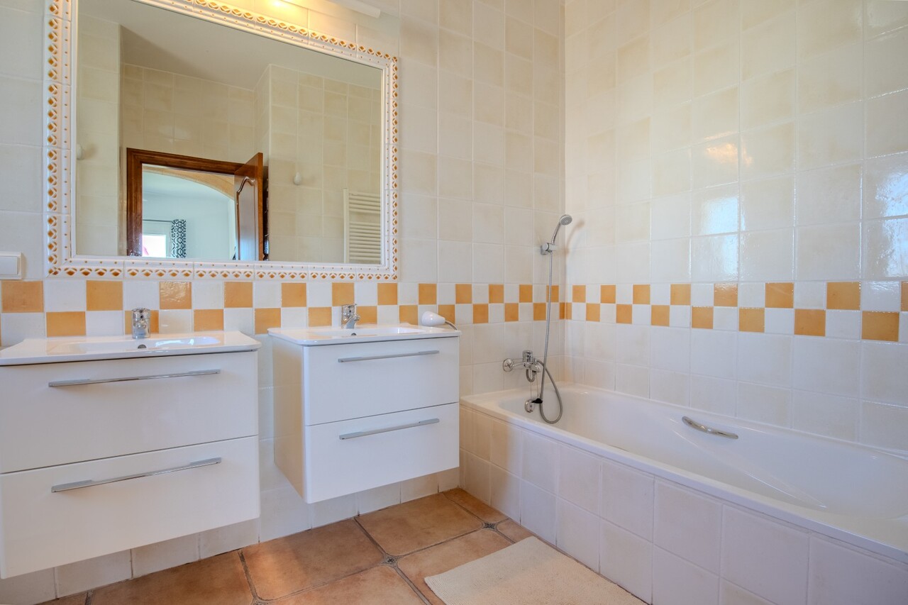 5 Bedrooms - Jávea — 20/50