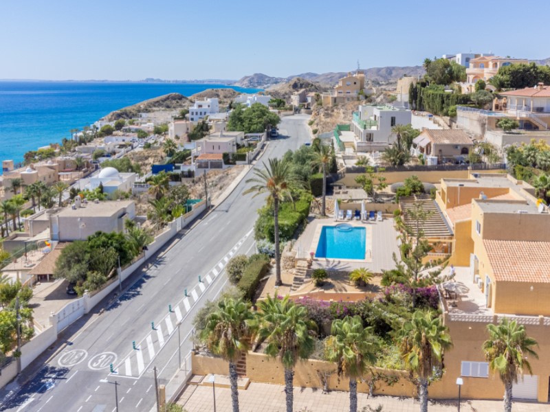 5 Bedrooms - Villajoyosa / La Vila Joiosa — 30/66