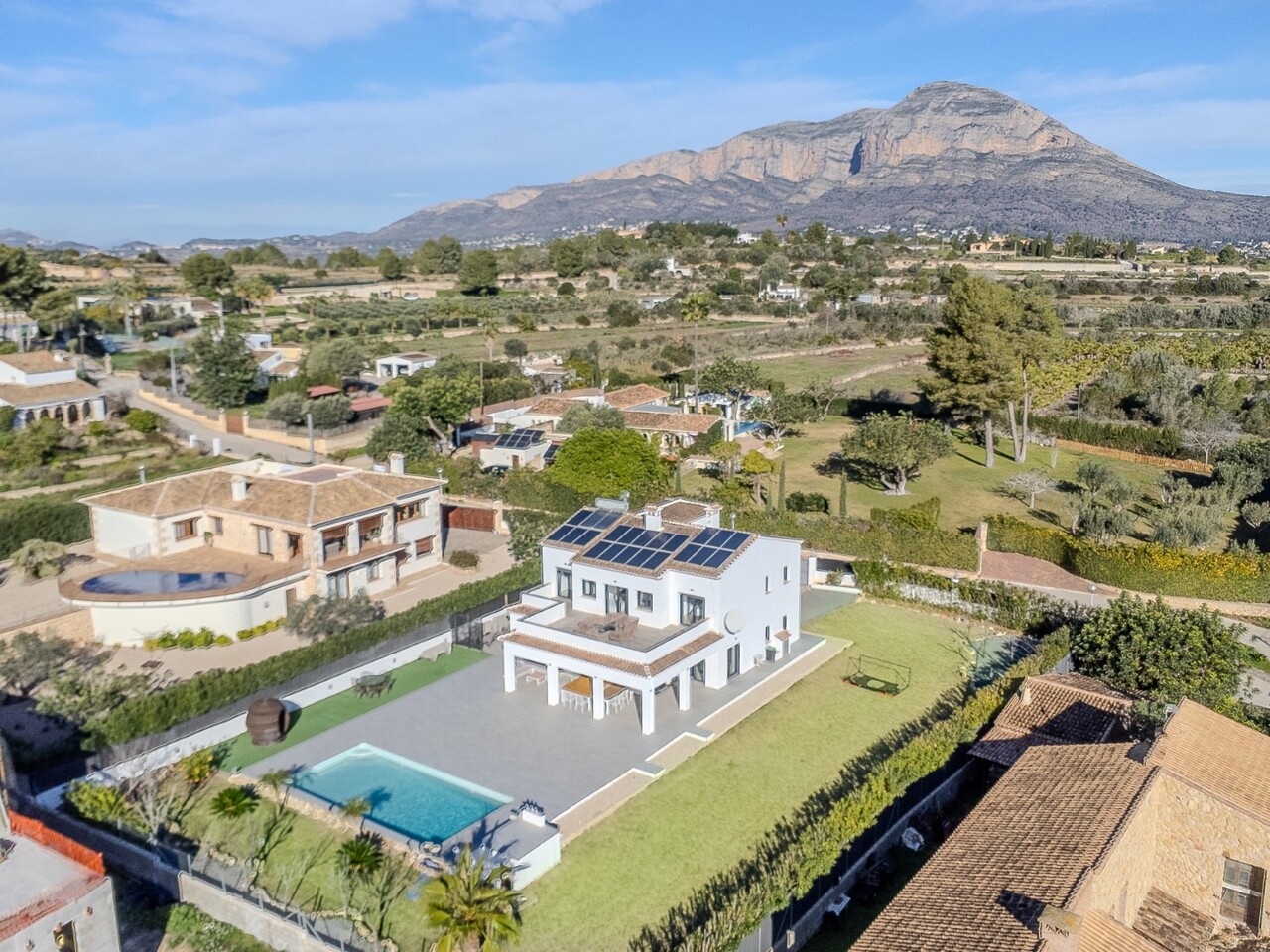 6 Bedrooms - Jávea — 49/50