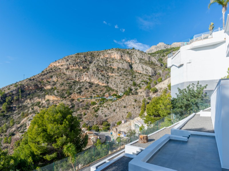 4 Bedrooms - Altea — 75/86