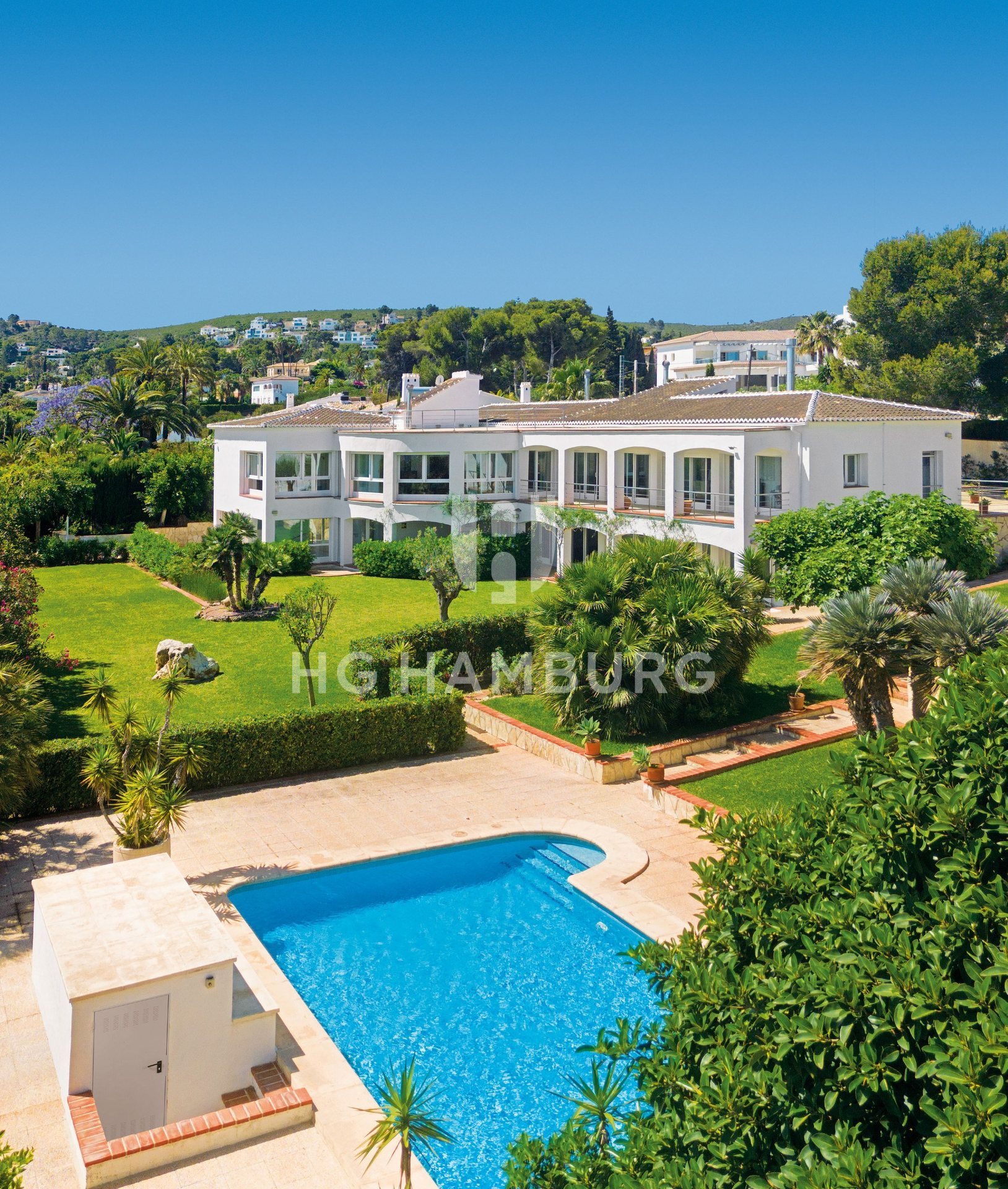 Sea-view property in Jávea (issue 311)