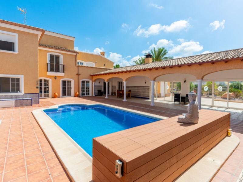 5 Bedrooms - Busot — 78/85