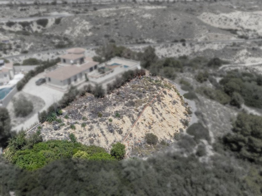 Land - El Campello — 14/15