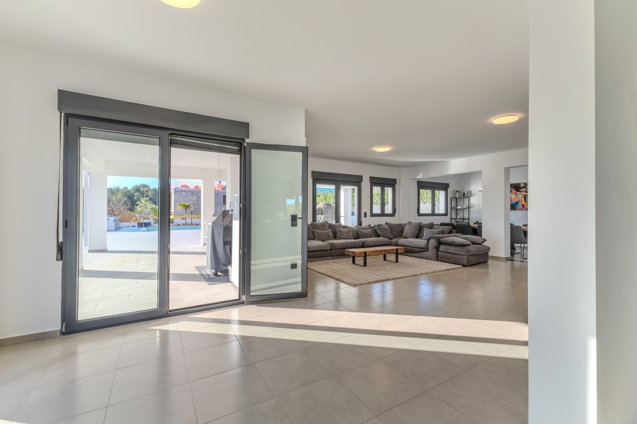 6 Bedrooms - Jávea — 17/50