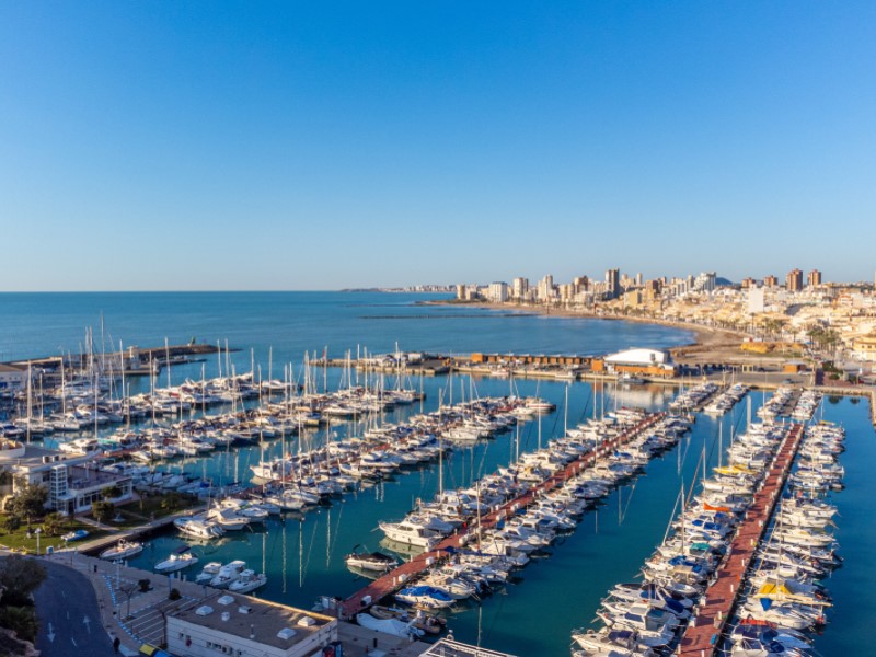 4 Bedrooms - El Campello — 34/35