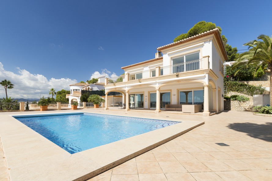 7 Bedrooms - — 9/29