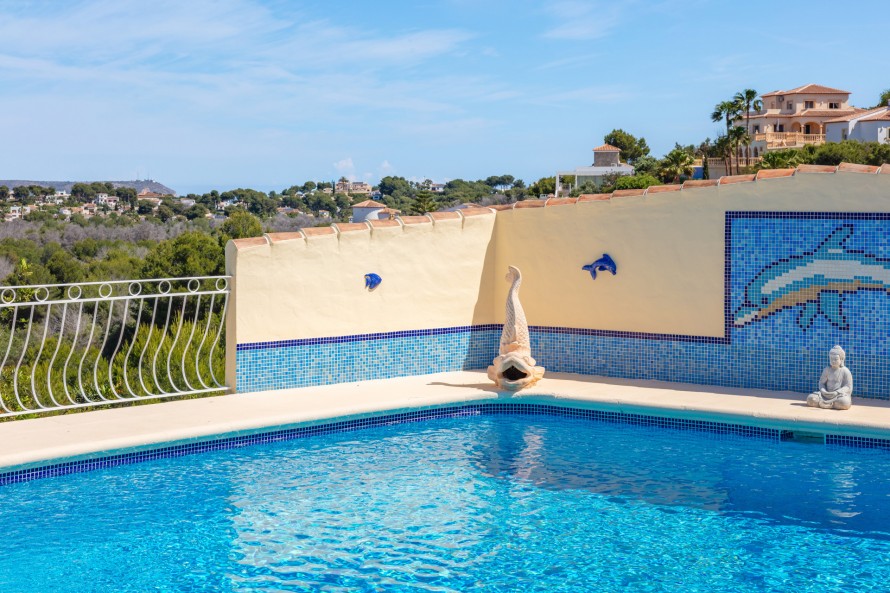 3 Bedrooms - — 23/40