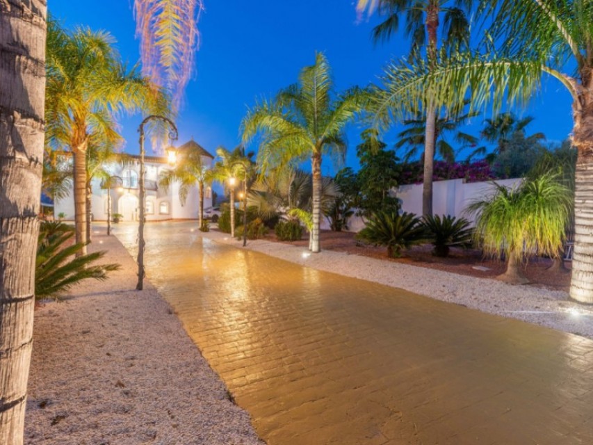 6 Bedrooms - Busot — 35/57