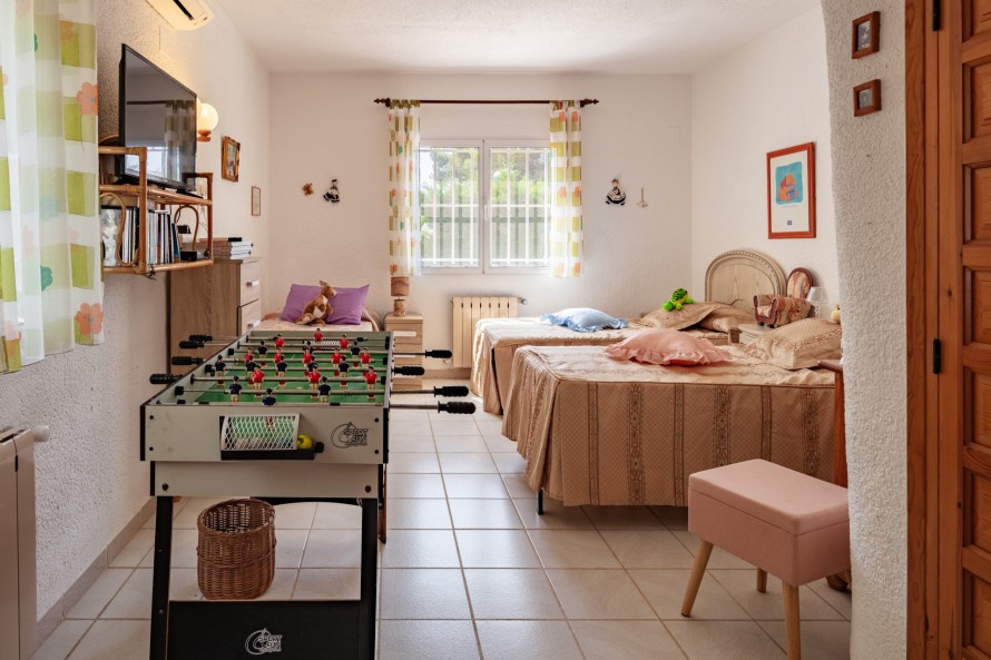 4 Bedrooms - — 20/36