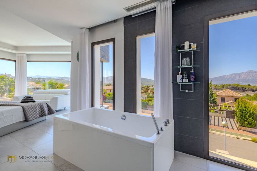 5 Bedrooms - Jávea — 37/50