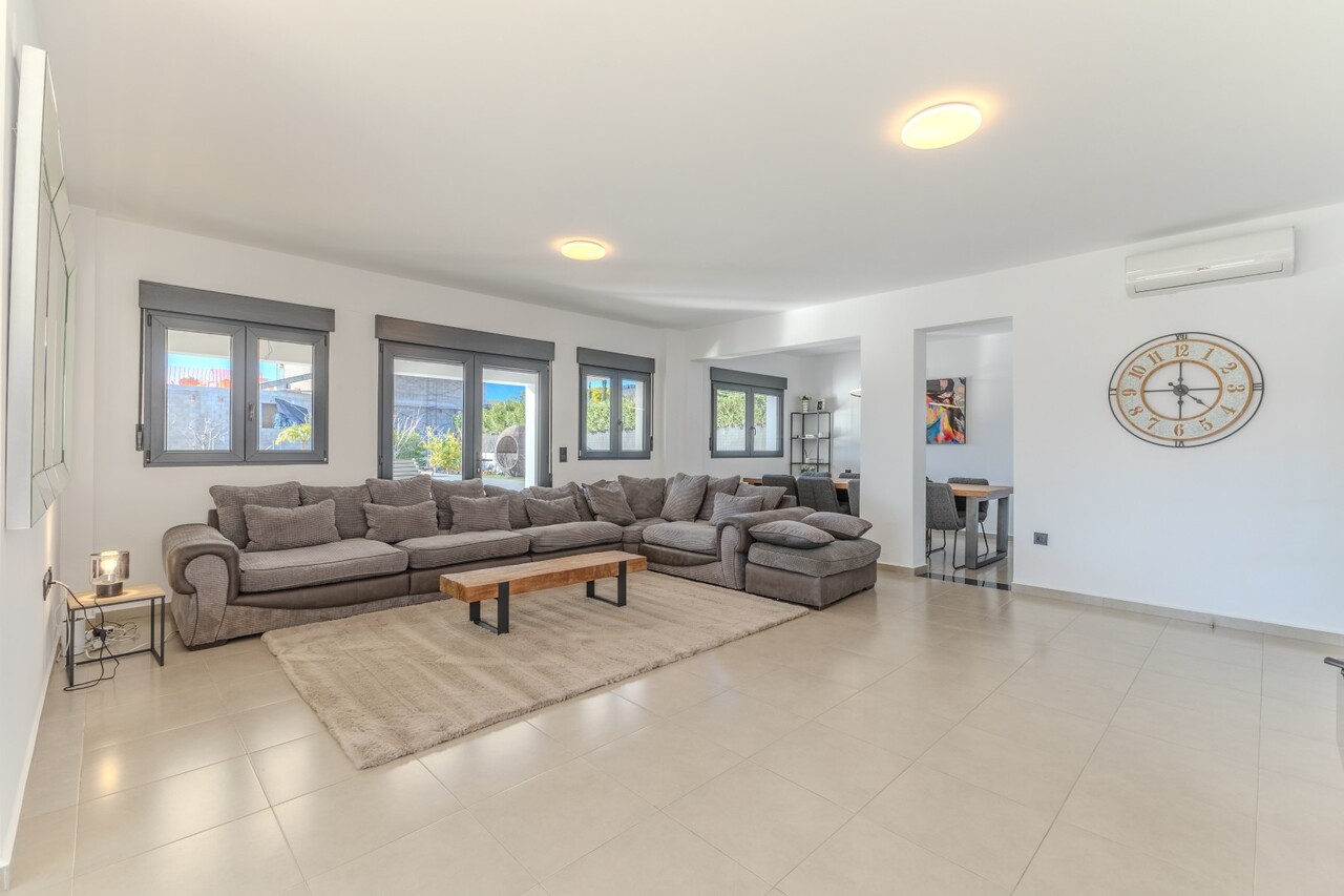 6 Bedrooms - Jávea — 3/50