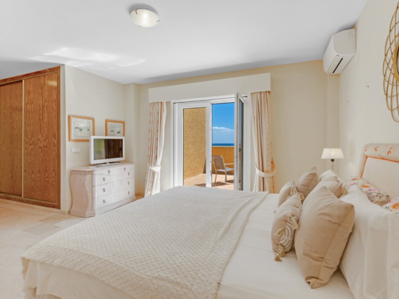 5 Bedrooms - Villajoyosa / La Vila Joiosa — 24/66
