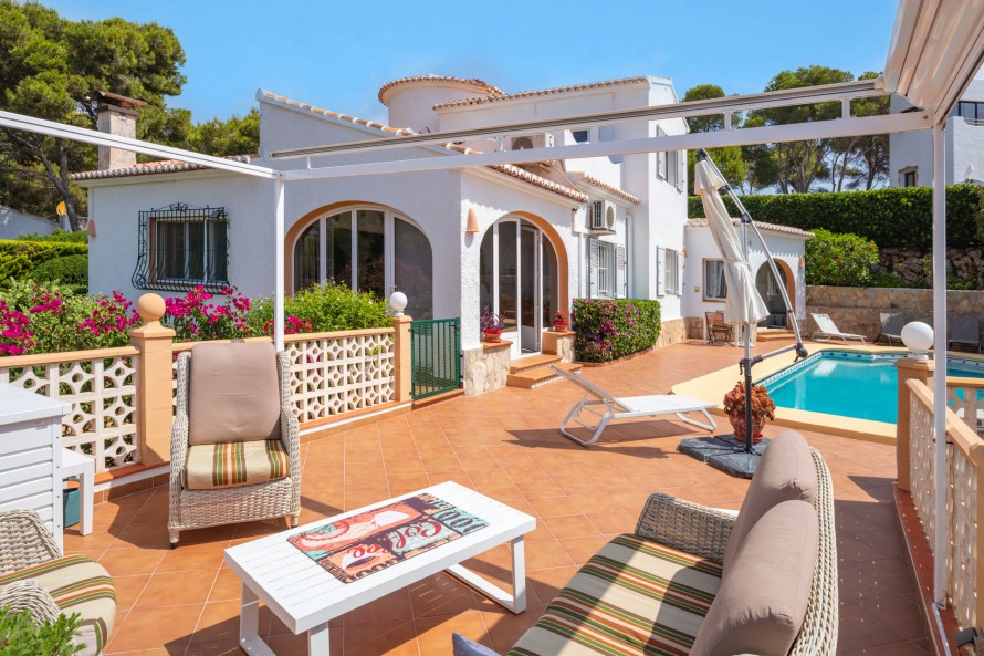 4 Bedrooms - — 5/36