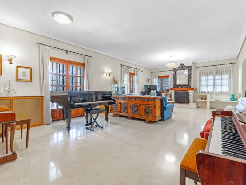 5 Bedrooms - Alicante / Alacant — 11/53