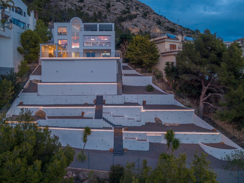 4 Bedrooms - Altea — 80/86
