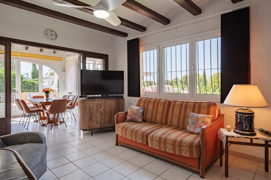4 Bedrooms - — 9/36
