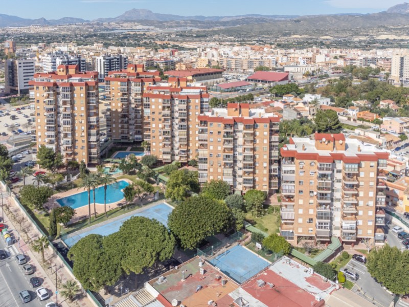 3 Bedrooms - El Campello — 3/38