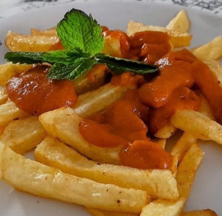Patatas bravas