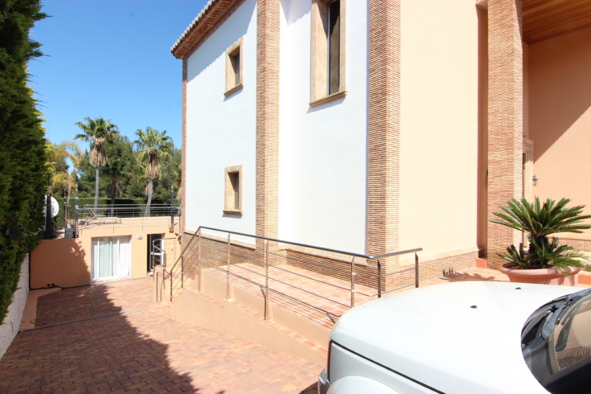 5 Bedrooms - Jávea — 32/37