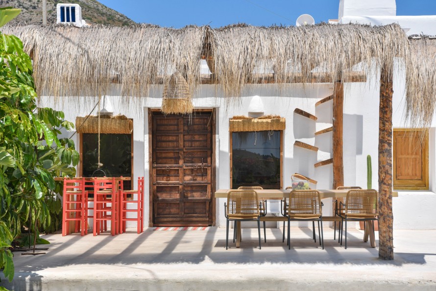4 Bedrooms - — 25/43